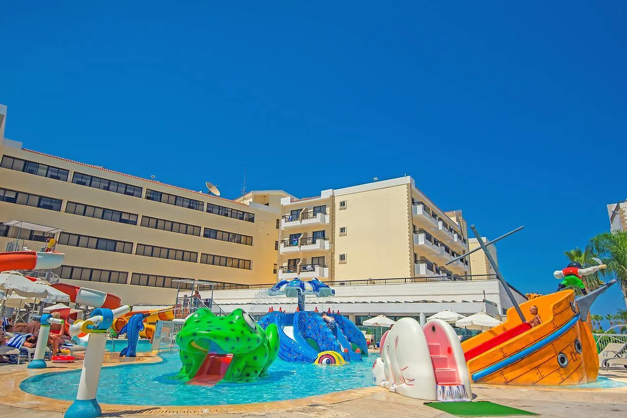פרוטאראס Anastasia Splash Residences 4*,